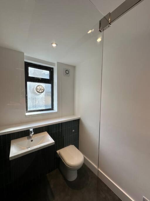 Chic Barn Conversion In The Cotwolds Enstone Exterior foto